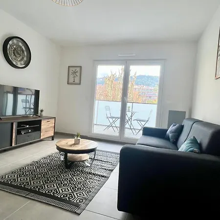 Brand New Flat With Terrace And Parc View *