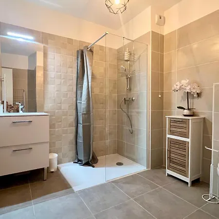 Brand New Flat With Terrace And Parc View