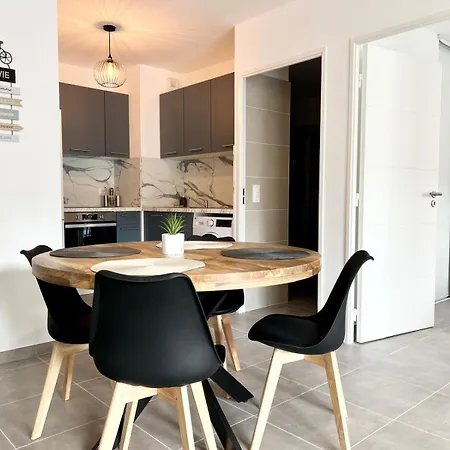 Brand New Flat With Terrace And Parc View