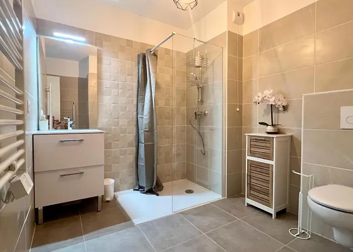 Brand New Flat With Terrace And Parc View
